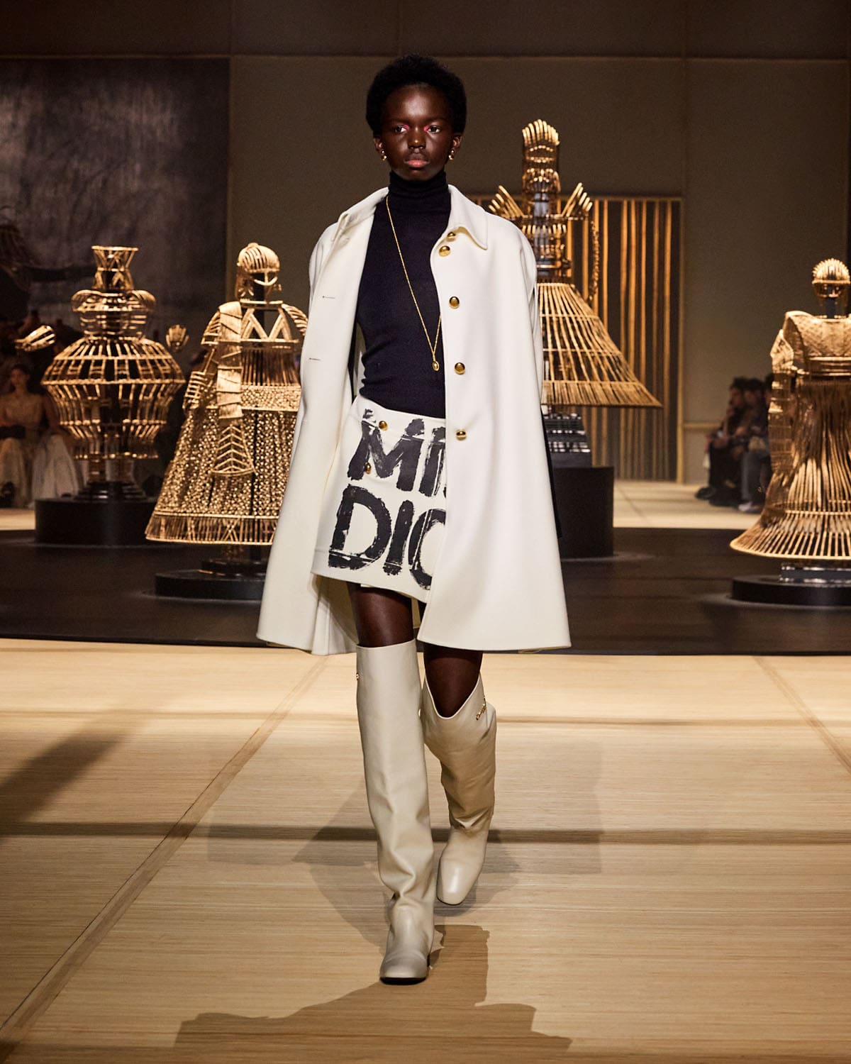 Dior Autunno Inverno 2024 2025 Donne Runway Magazine (13)