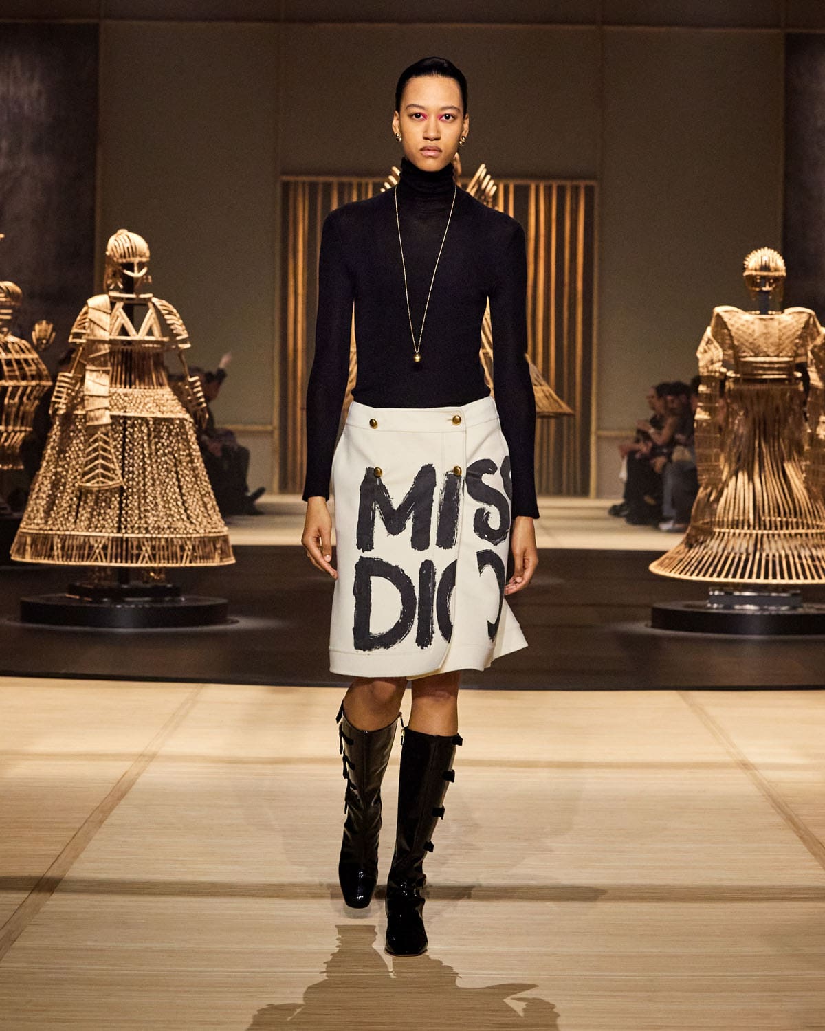 Dior Autunno Inverno 2024 2025 Donne Runway Magazine (14)