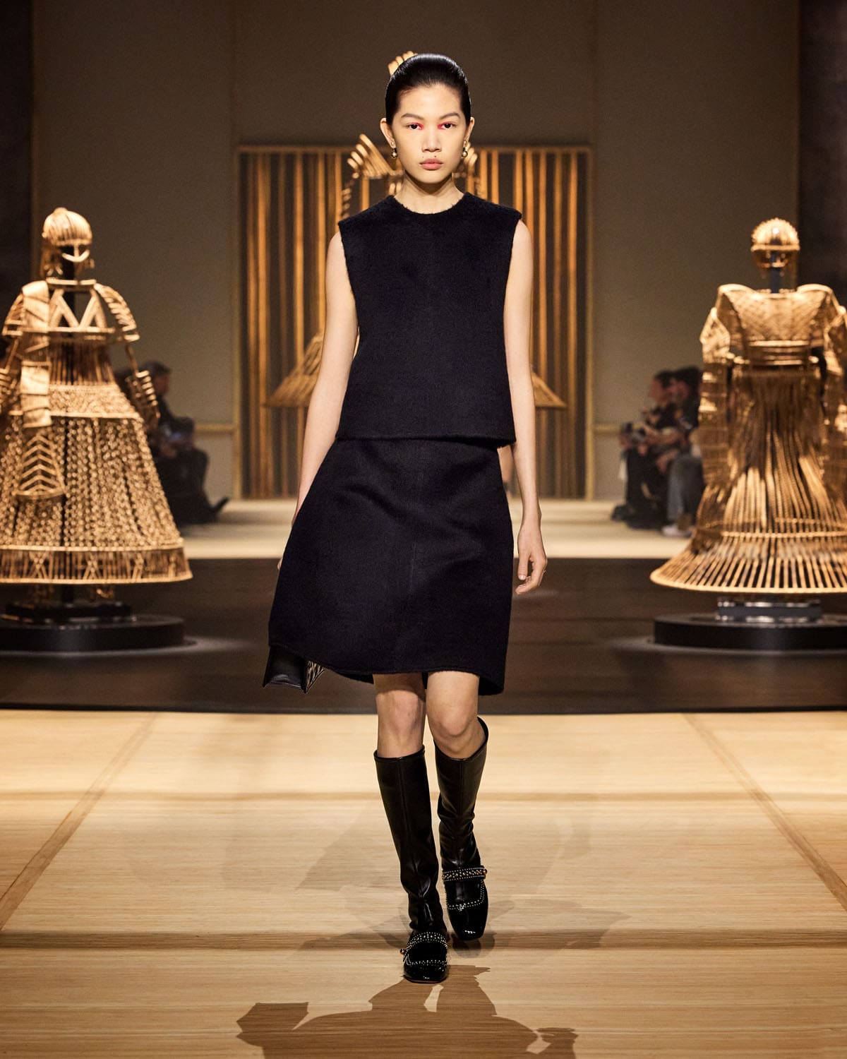 Dior Autunno Inverno 2024 2025 Donne Runway Magazine (41)