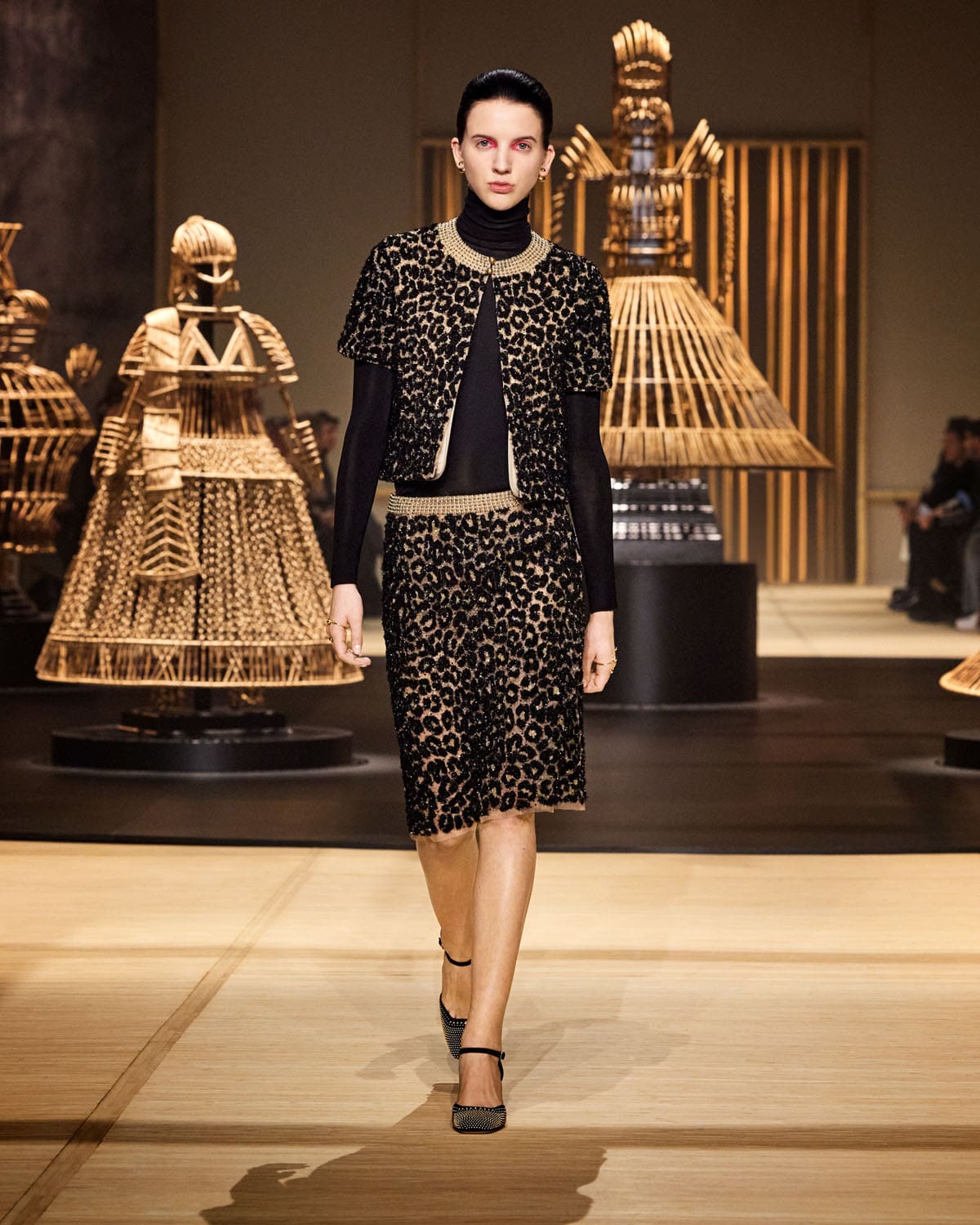 Dior Autunno Inverno 2024 2025 Donne Runway Magazine (56)