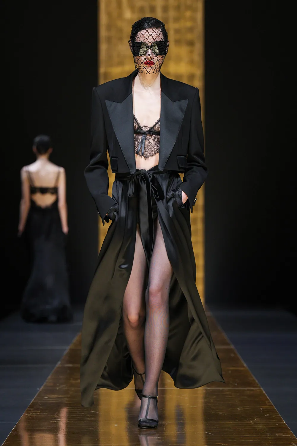 Dolce Gabbana Fall Winter 2024-2025 - RUNWAY MAGAZINE ® Official