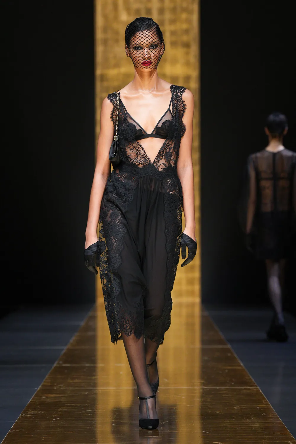Dolce Gabbana Fall Winter 2024 2025 Runway Magazine (18)