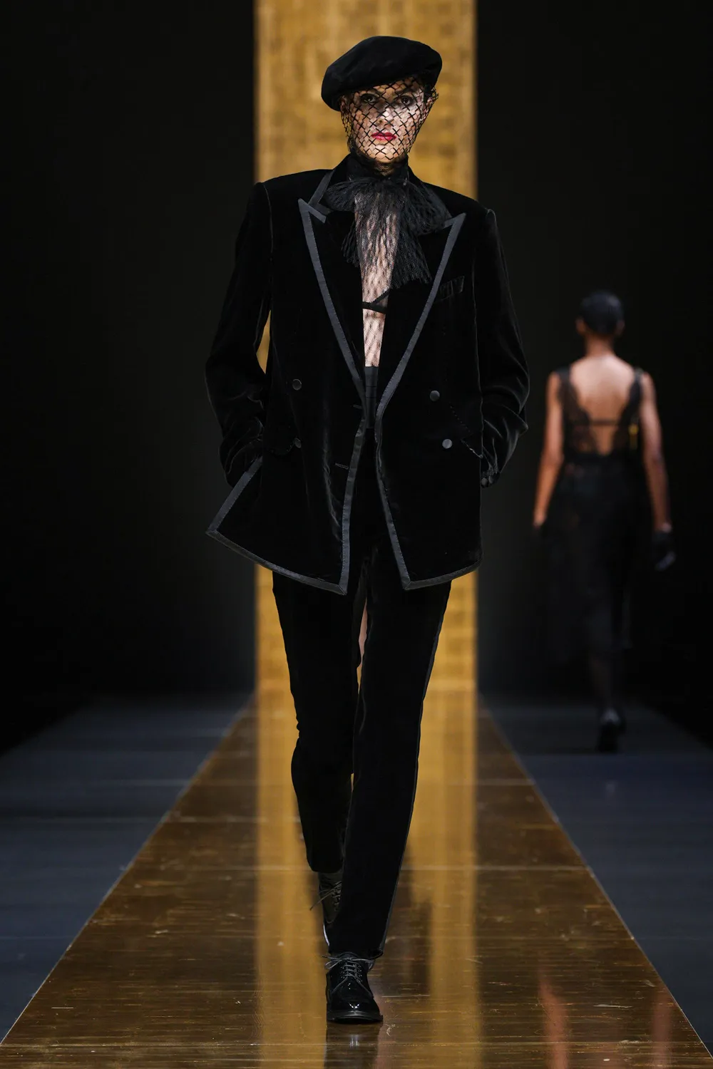 Dolce Gabbana Fall Winter 2024 2025 Runway Magazine (20)
