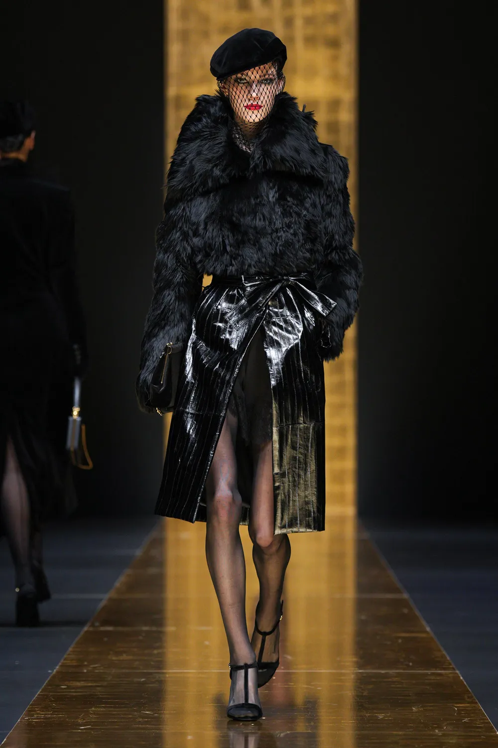Dolce Gabbana Fall Winter 2024 2025 Runway Magazine (23)
