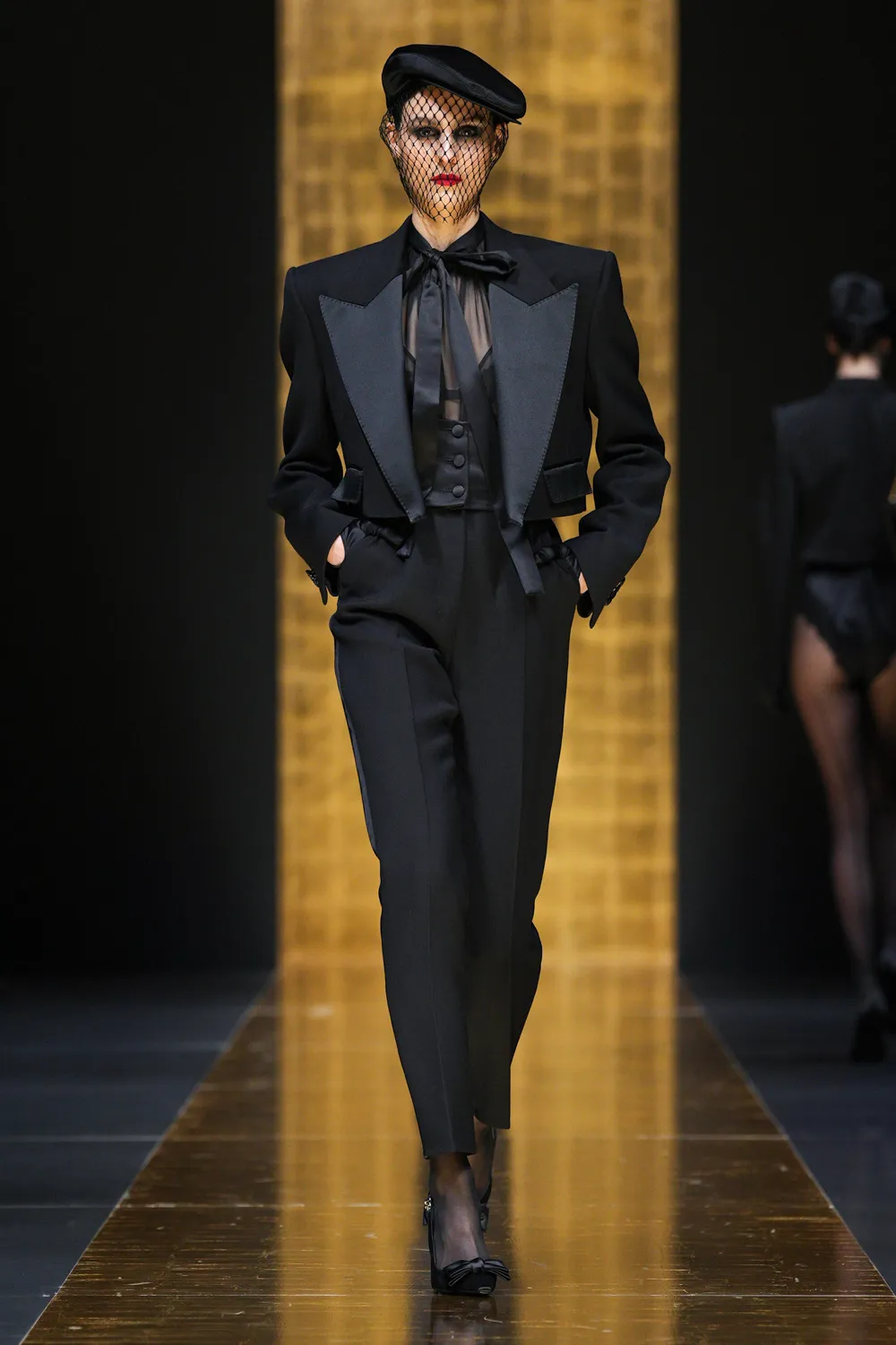 Dolce Gabbana Fall Winter 2024 2025 Runway Magazine (4)