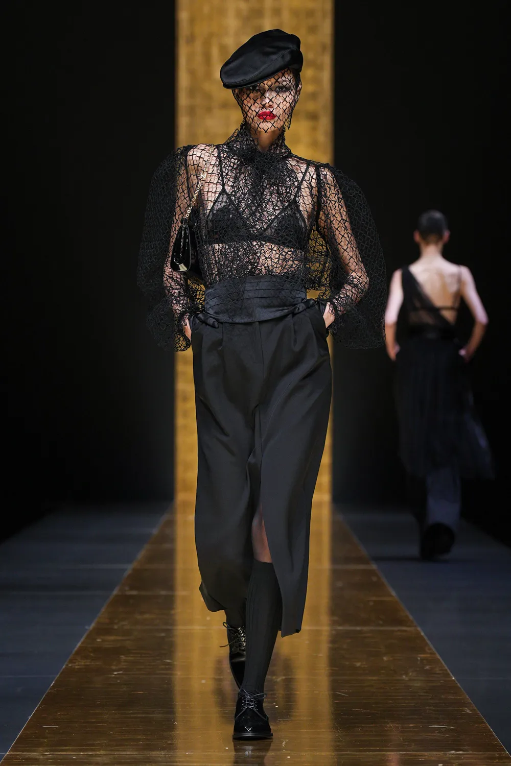 Dolce Gabbana Fall Winter 2024 2025 Runway Magazine (40)