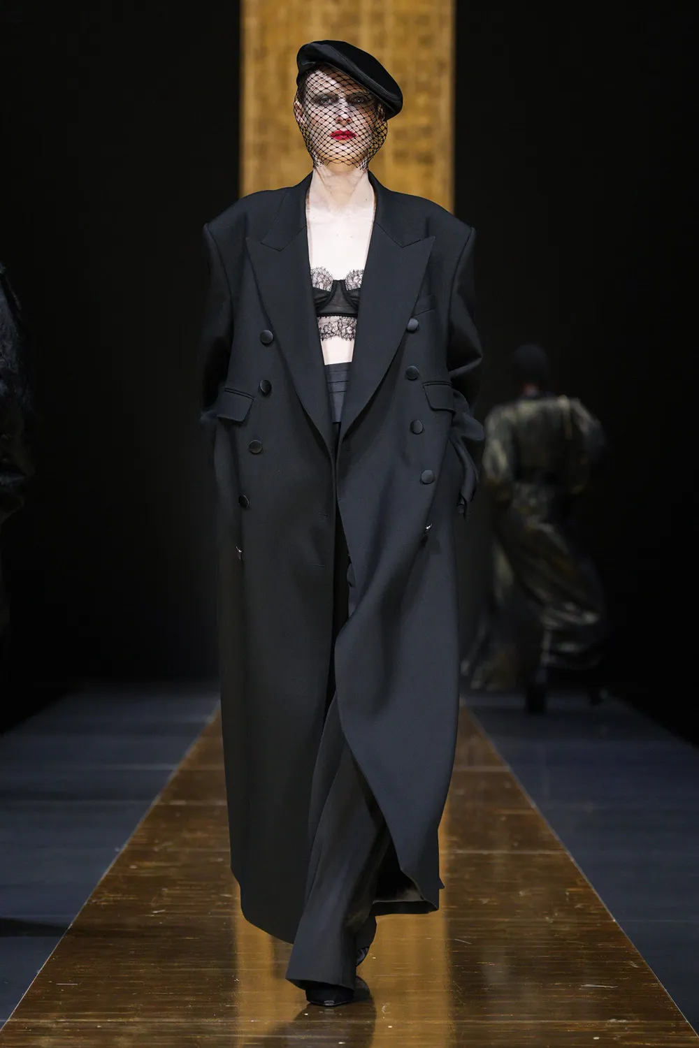 Dolce Gabbana Fall Winter 2024 2025 Runway Magazine (50)