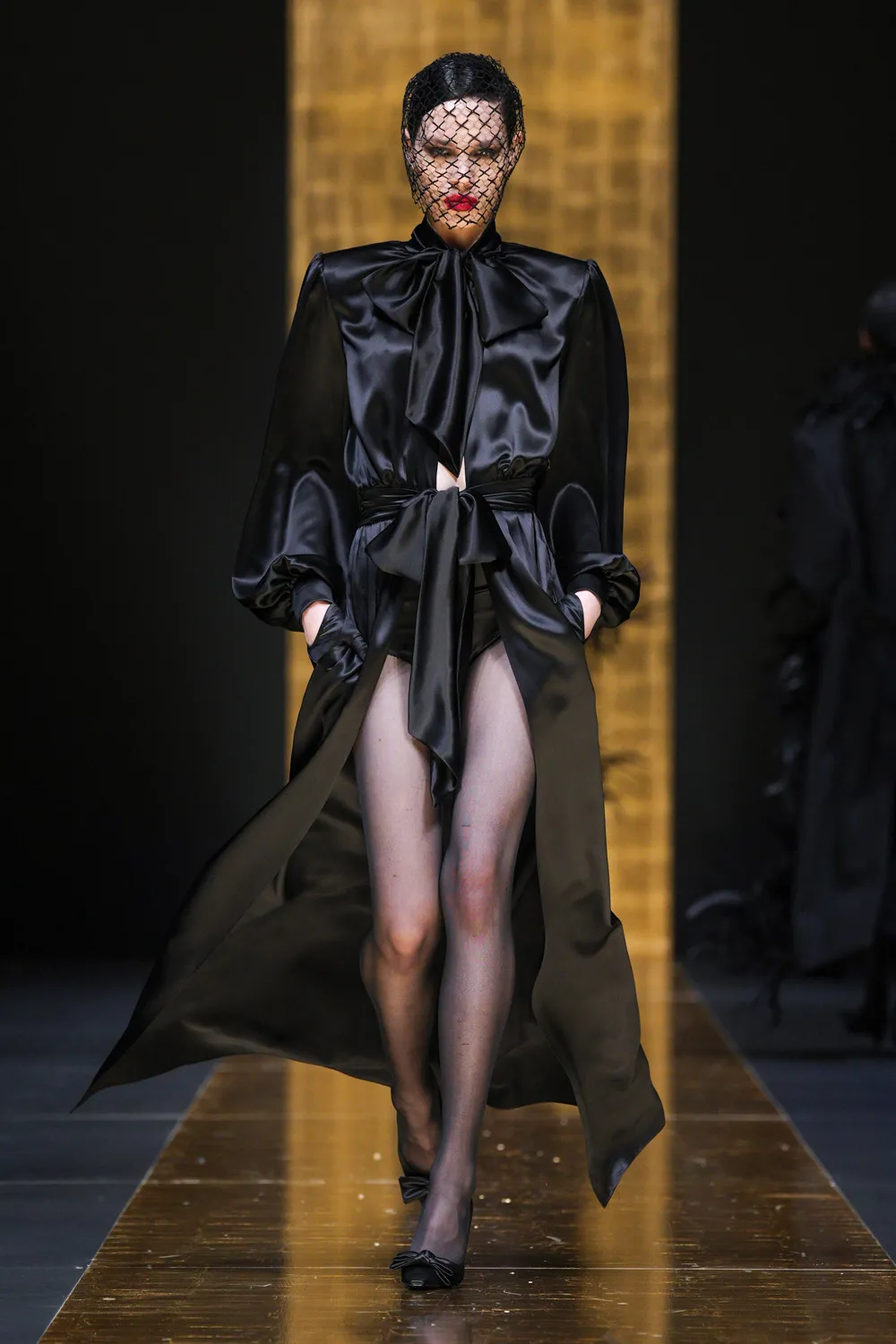 Dolce Gabbana Fall Winter 2024 2025 Runway Magazine (56)