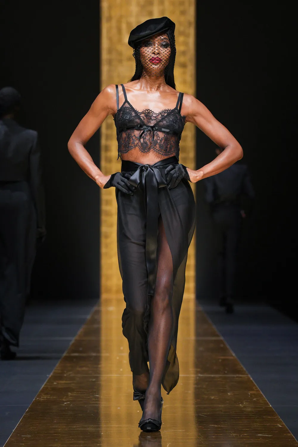 Dolce Gabbana Fall Winter 2024 2025 Runway Magazine (64)