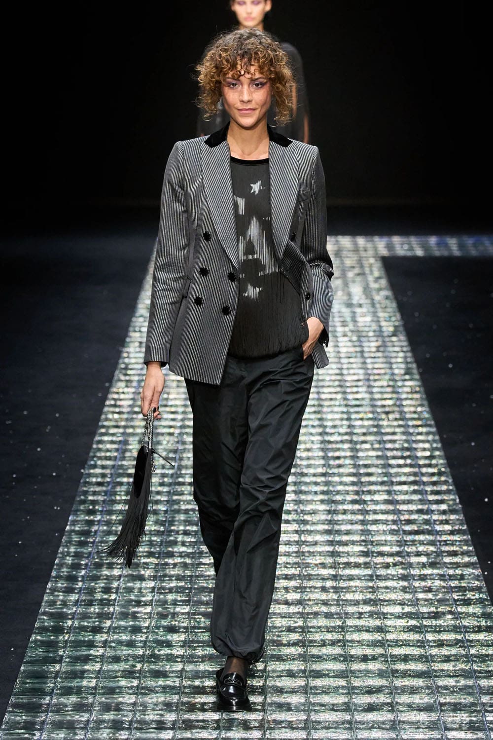Emporio Armani Outono Inverno 2024 2025 Runway Revista (32)