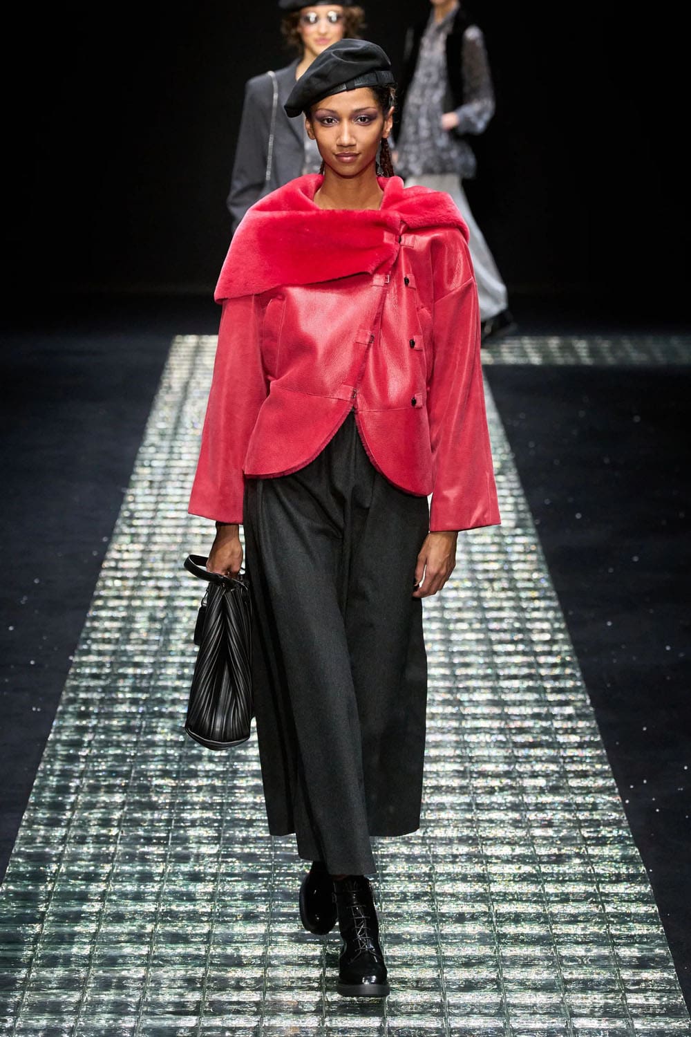 Emporio Armani Outono Inverno 2024 2025 Runway Revista (5)