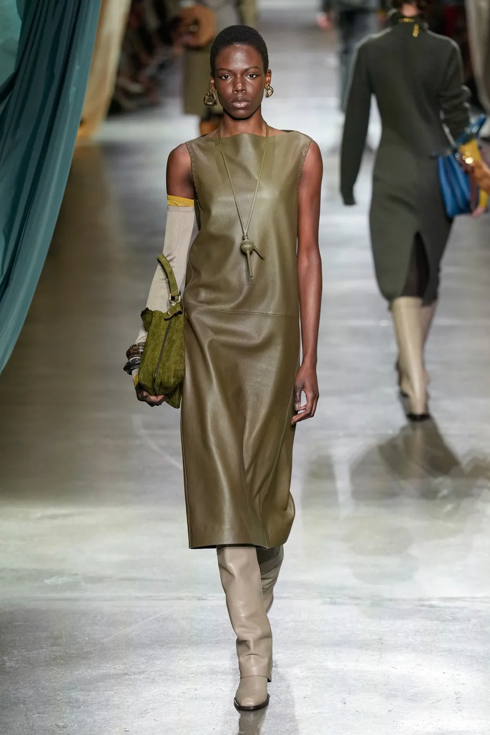 Fendi Outono Inverno 2024 2025 Runway Revista (17)