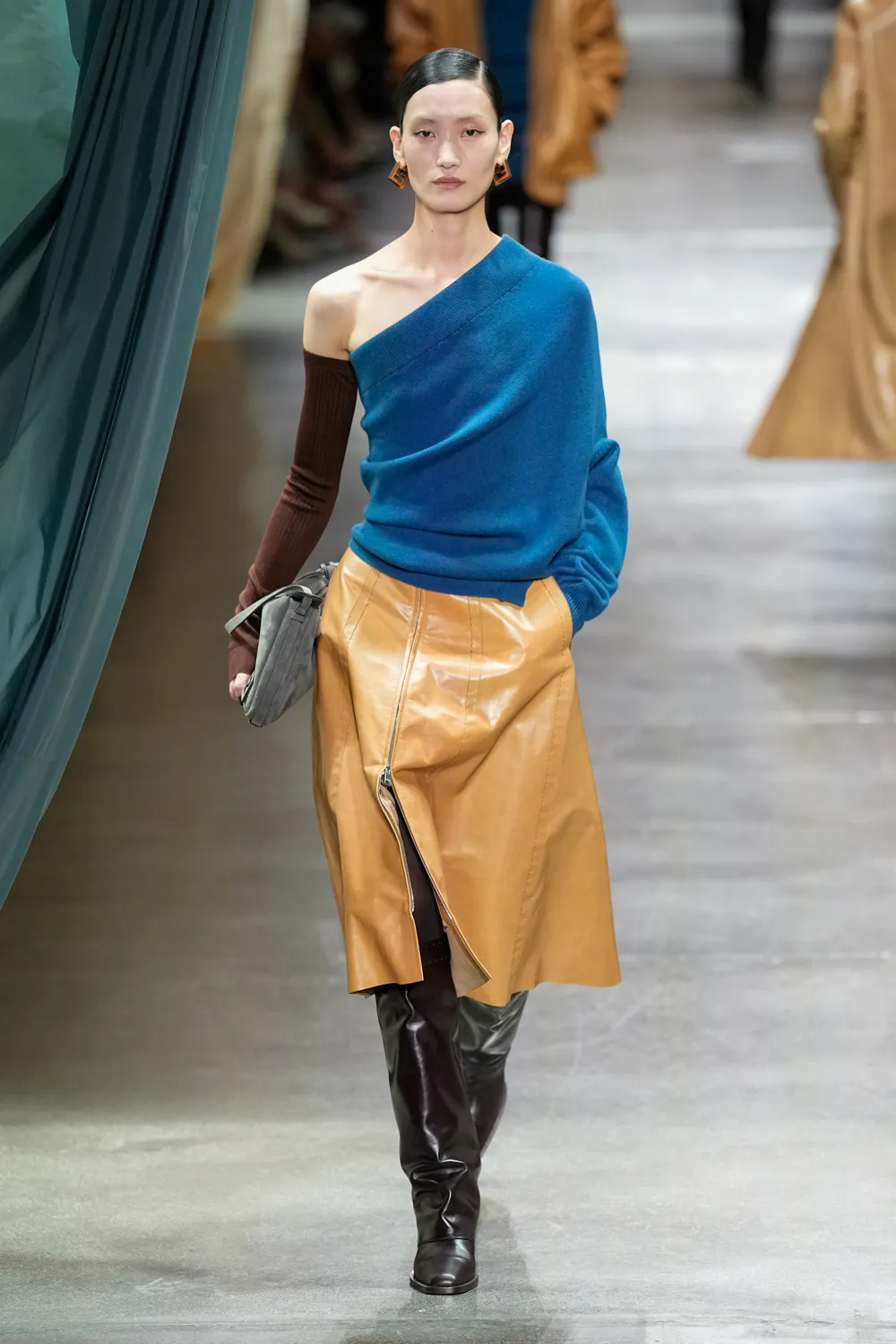 Fendi Outono Inverno 2024 2025 Runway Revista (24)