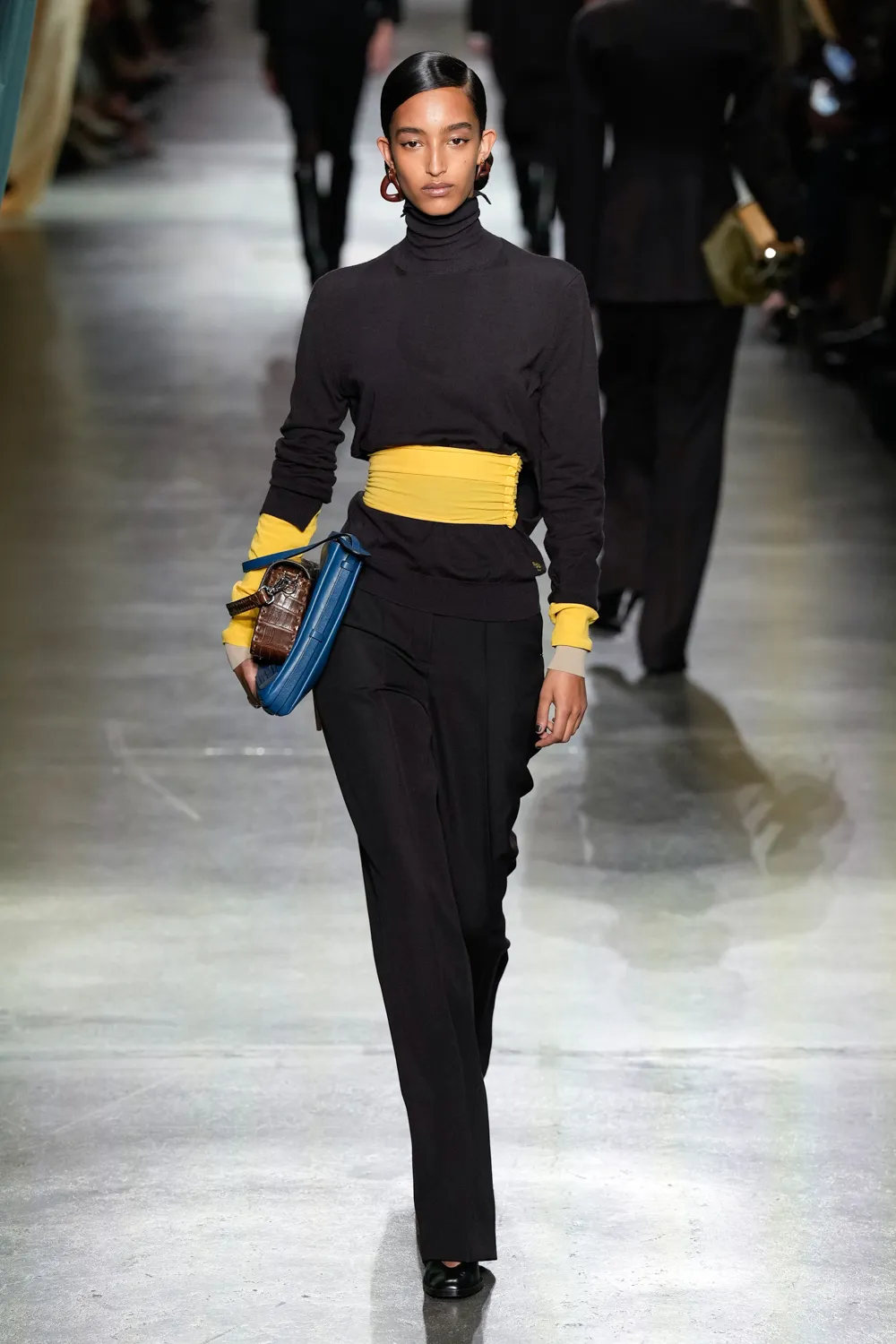 Fendi Outono Inverno 2024 2025 Runway Revista (3)