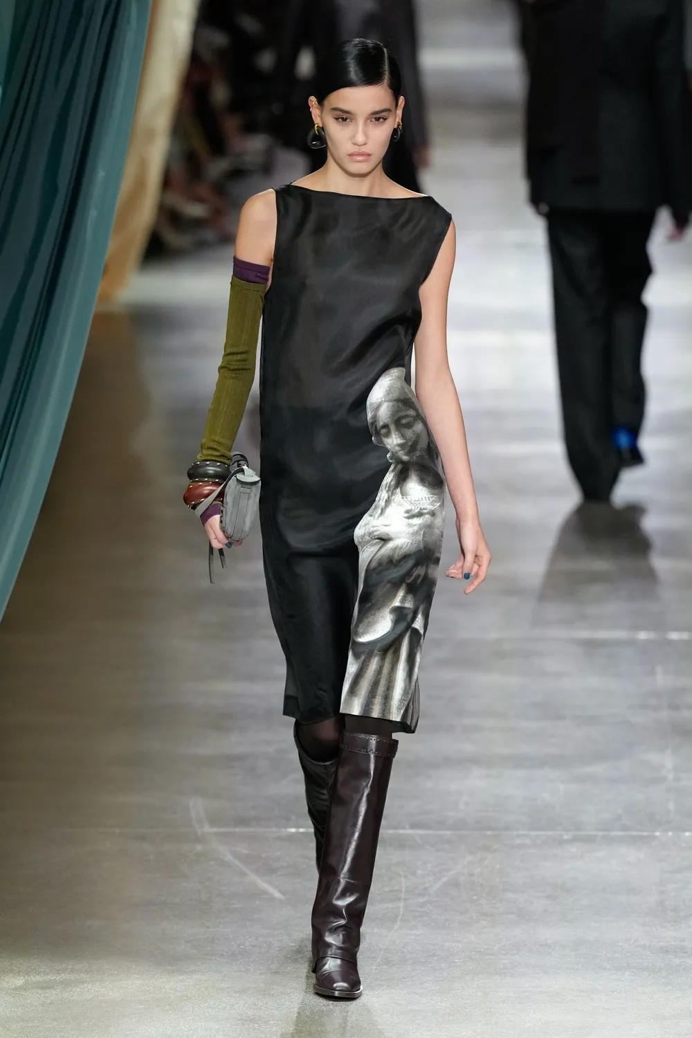 Fendi Outono Inverno 2024 2025 Runway Revista (42)