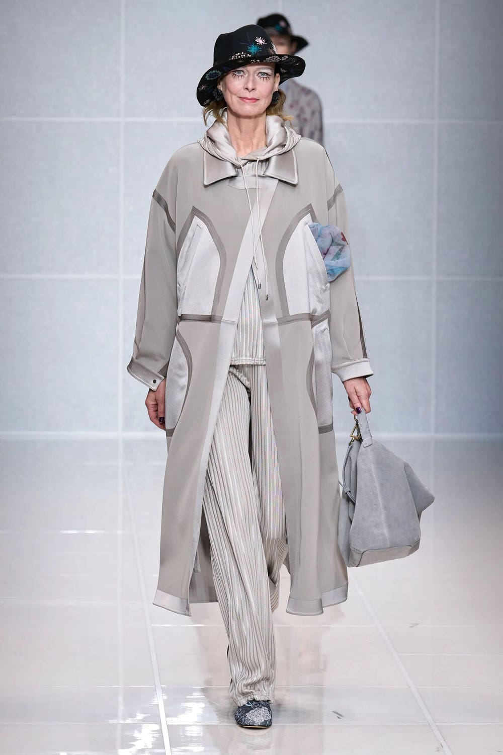 Giorgio Armani Autunno Inverno 2024 2025 Runway Magazine (1)