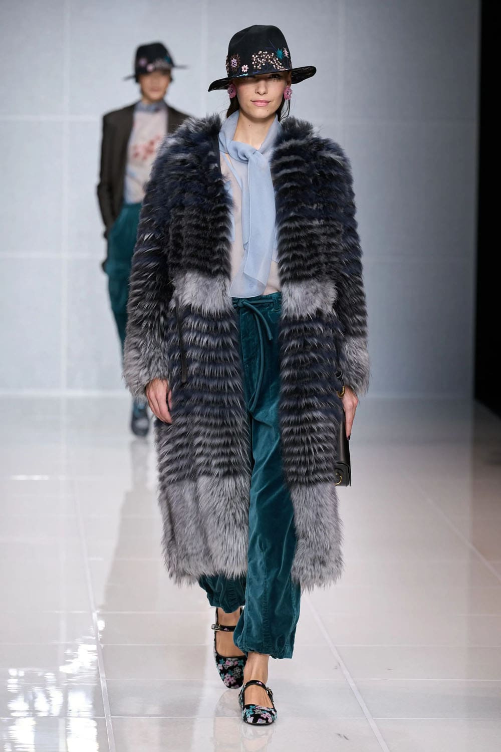 Giorgio Armani Autunno Inverno 2024 2025 Runway Magazine (10)