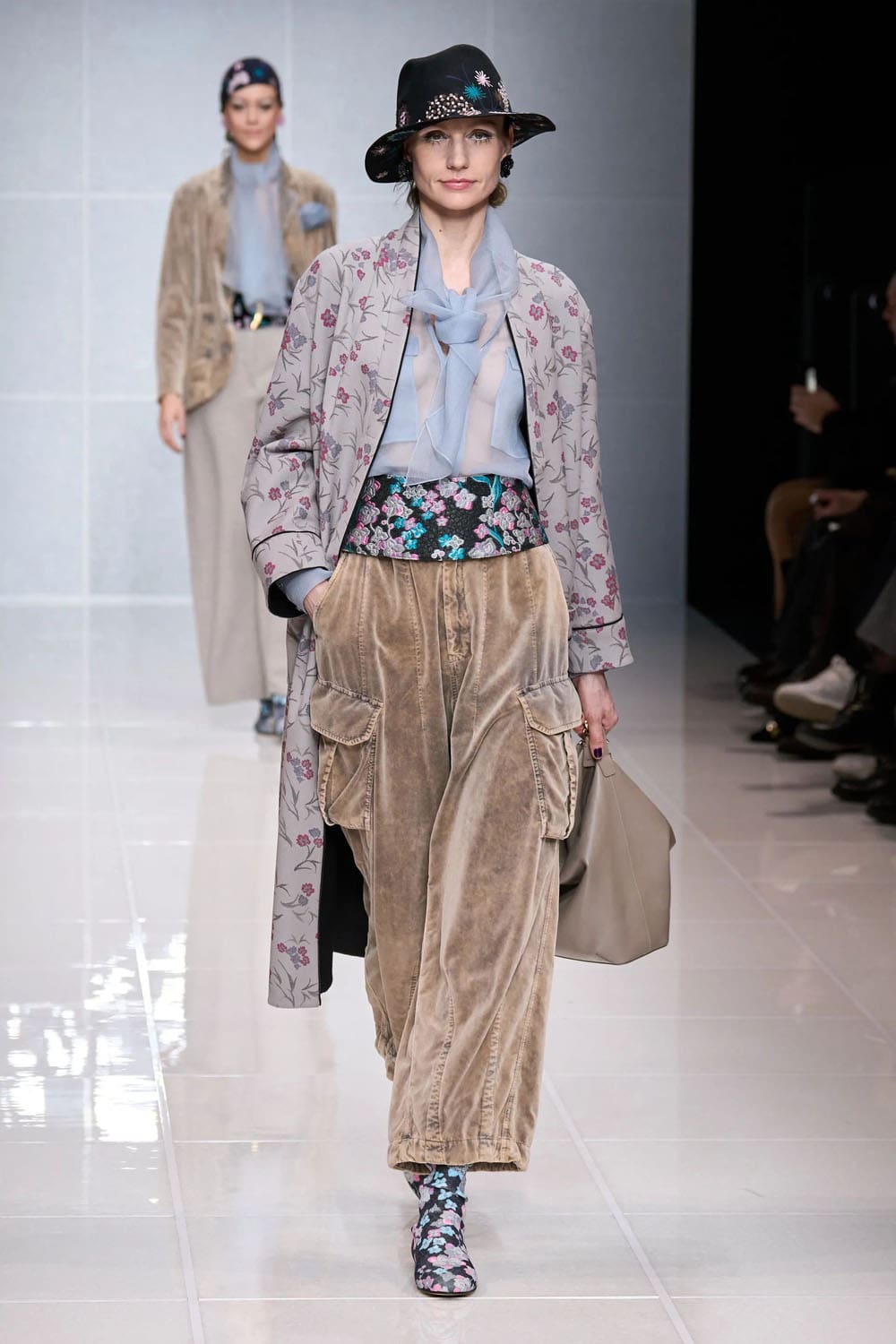 Giorgio Armani Autunno Inverno 2024 2025 Runway Magazine (2)