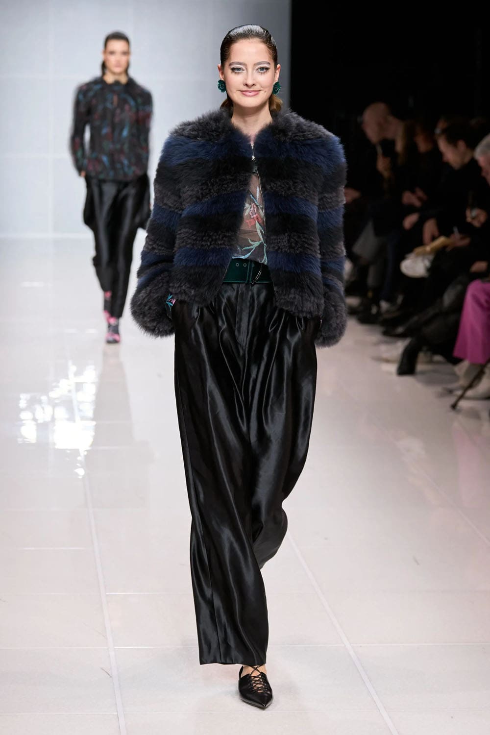 Giorgio Armani Autunno Inverno 2024 2025 Runway Magazine (21)
