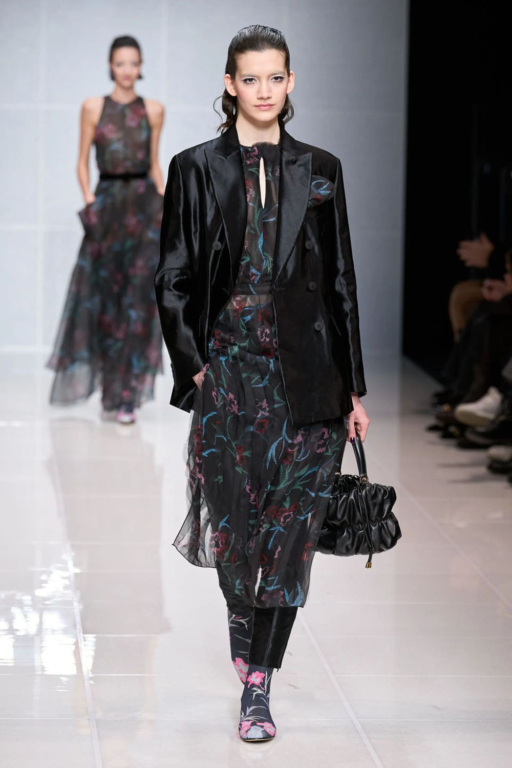 Giorgio Armani Autunno Inverno 2024 2025 Runway Magazine (23)