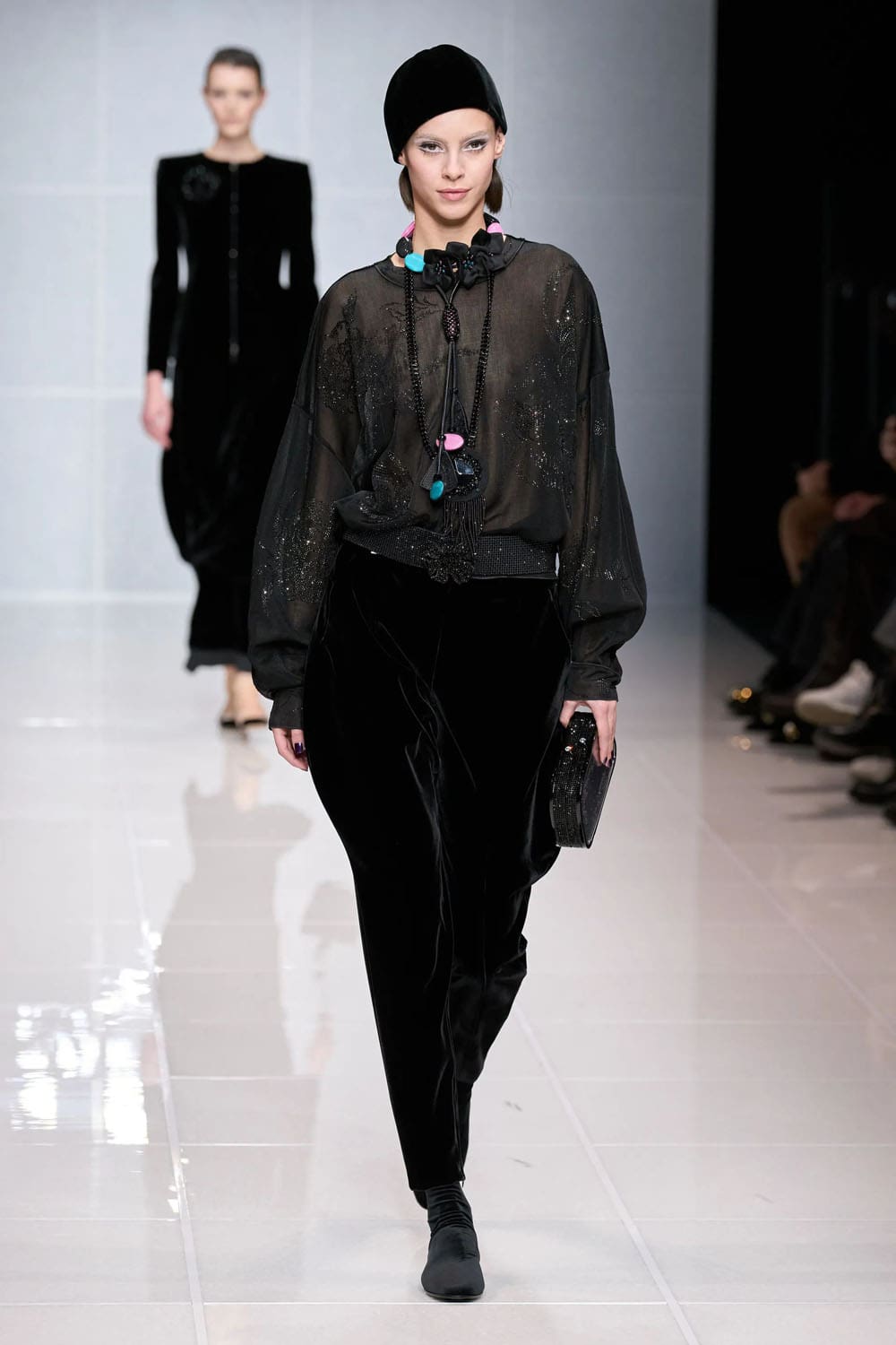 Giorgio Armani Autunno Inverno 2024 2025 Runway Magazine (47)