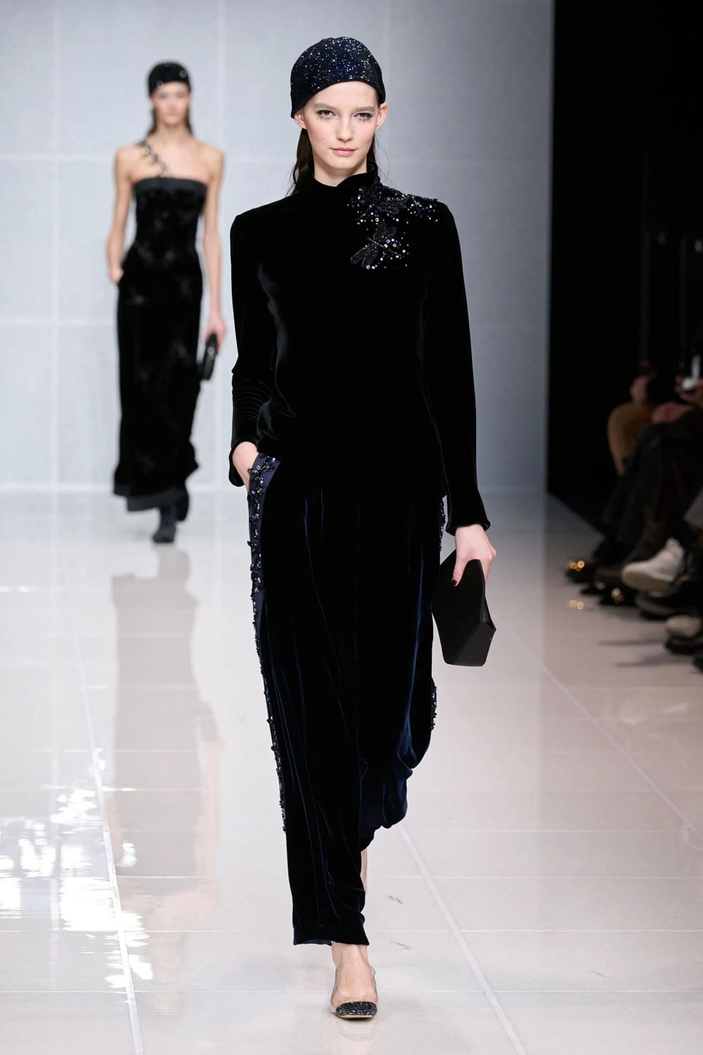 Giorgio Armani Autunno Inverno 2024 2025 Runway Magazine (51)