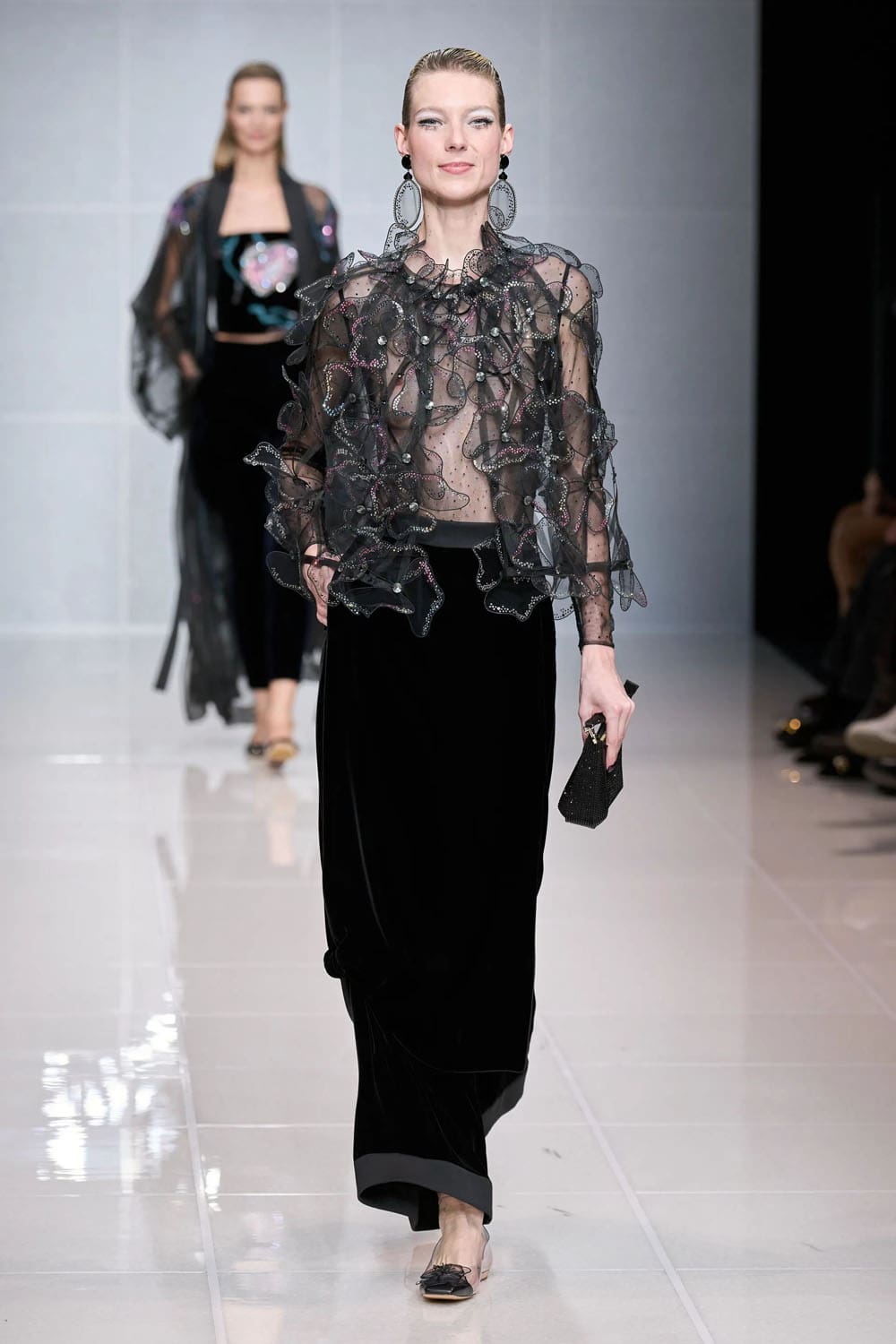 Giorgio Armani Autunno Inverno 2024 2025 Runway Magazine (58)