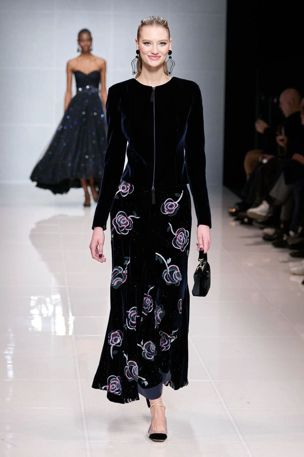 Giorgio Armani Autunno Inverno 2024 2025 Runway Magazine (69)