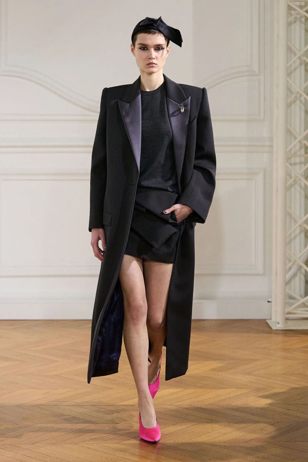 Givenchy Fall 2024 Fall Winter 2024 2025 Runway Magazine (10)