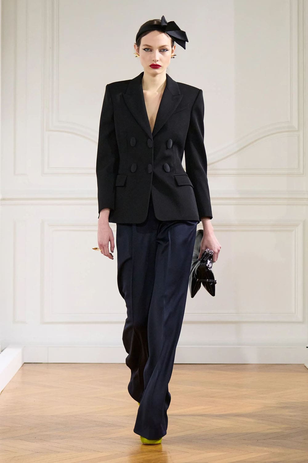 Givenchy Fall 2024 Fall Winter 2024 2025 Runway Magazine (23)