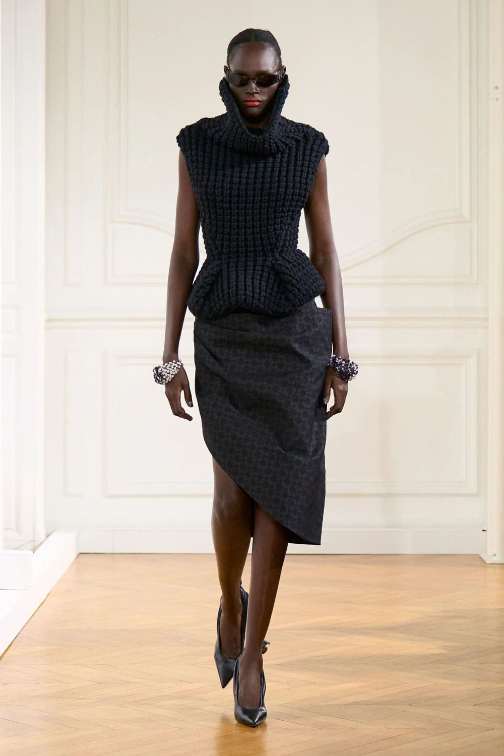 Givenchy Fall 2024 Fall Winter 2024 2025 Runway Magazine (30)