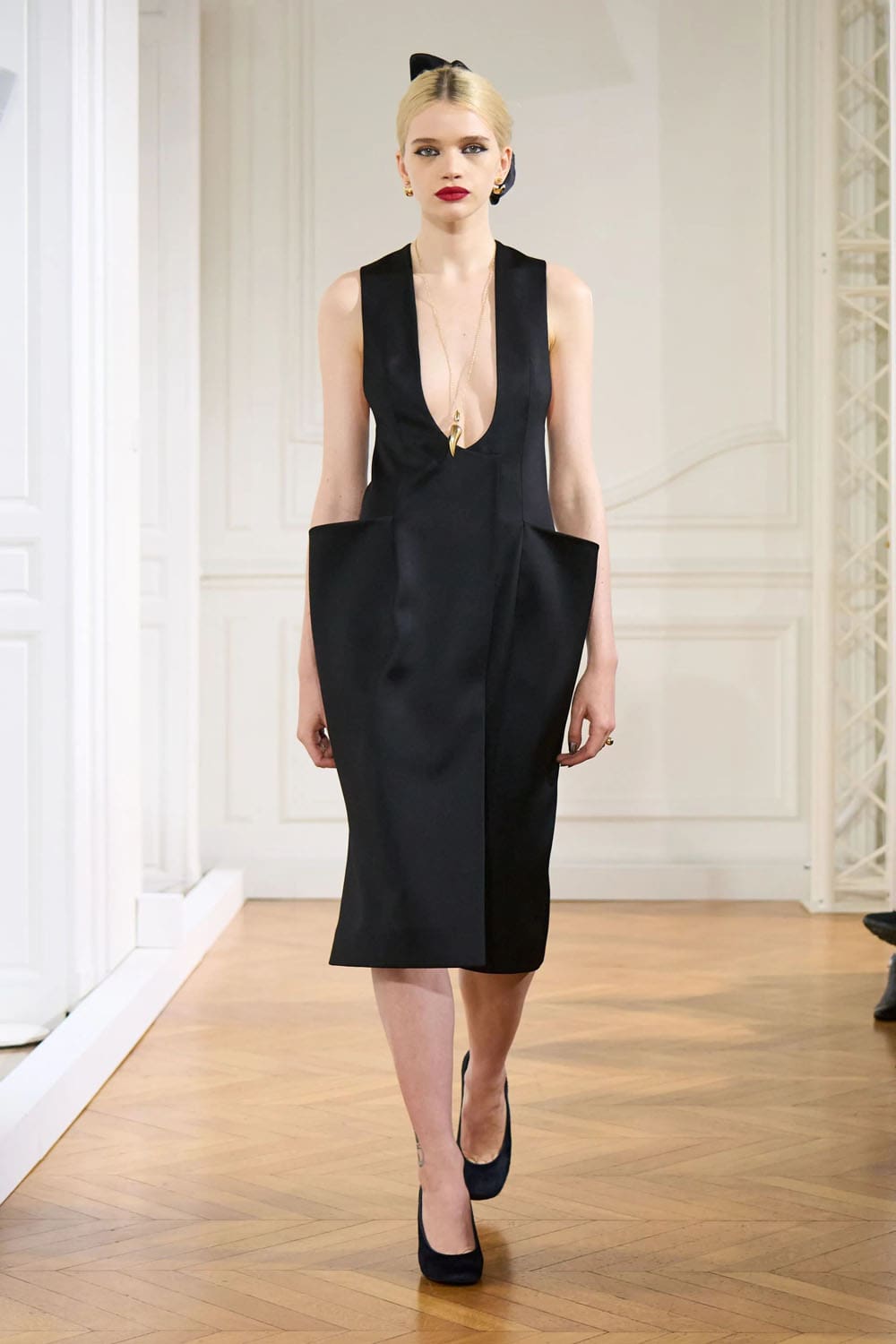 Givenchy Fall 2024 Fall Winter 2024 2025 Runway Magazine (31)