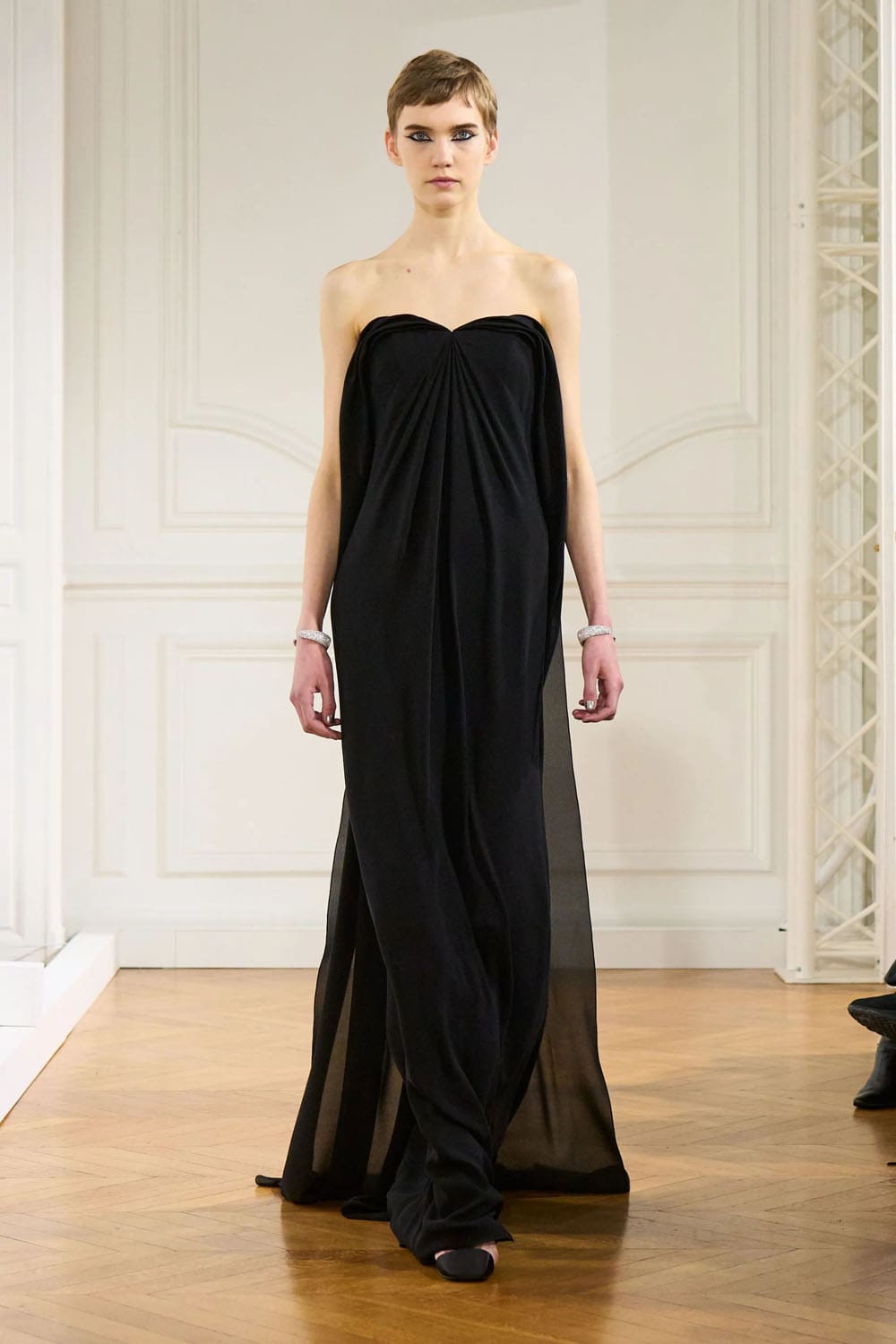 Givenchy Fall 2024 Fall Winter 2024 2025 Runway Magazine (43)