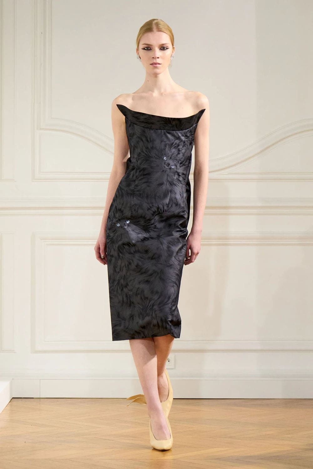 Givenchy Fall 2024 Fall Winter 2024 2025 Runway Magazine (5)