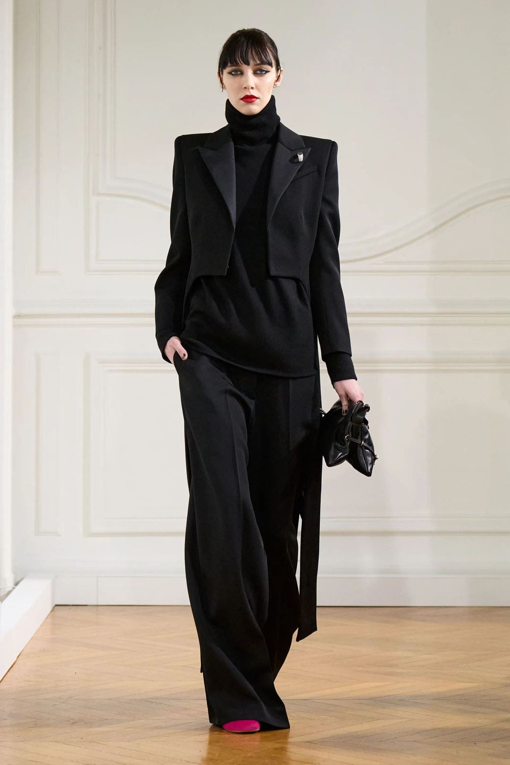 Givenchy Fall 2024 Fall Winter 2024 2025 Runway Magazine (9)