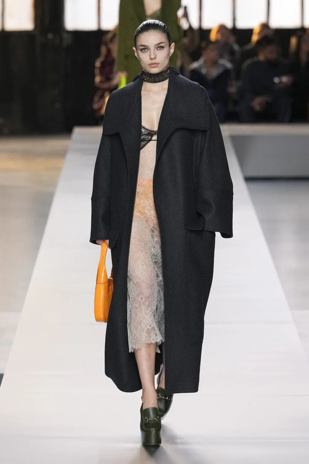 古驰 (Gucci) 秋冬 2024 2025 Runway 杂志(13)