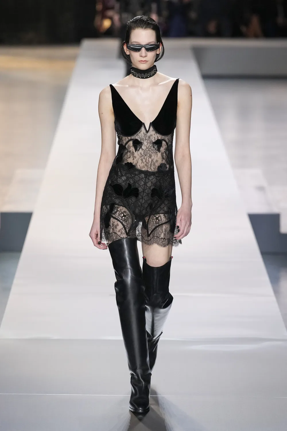 古驰 (Gucci) 秋冬 2024 2025 Runway 杂志(27)