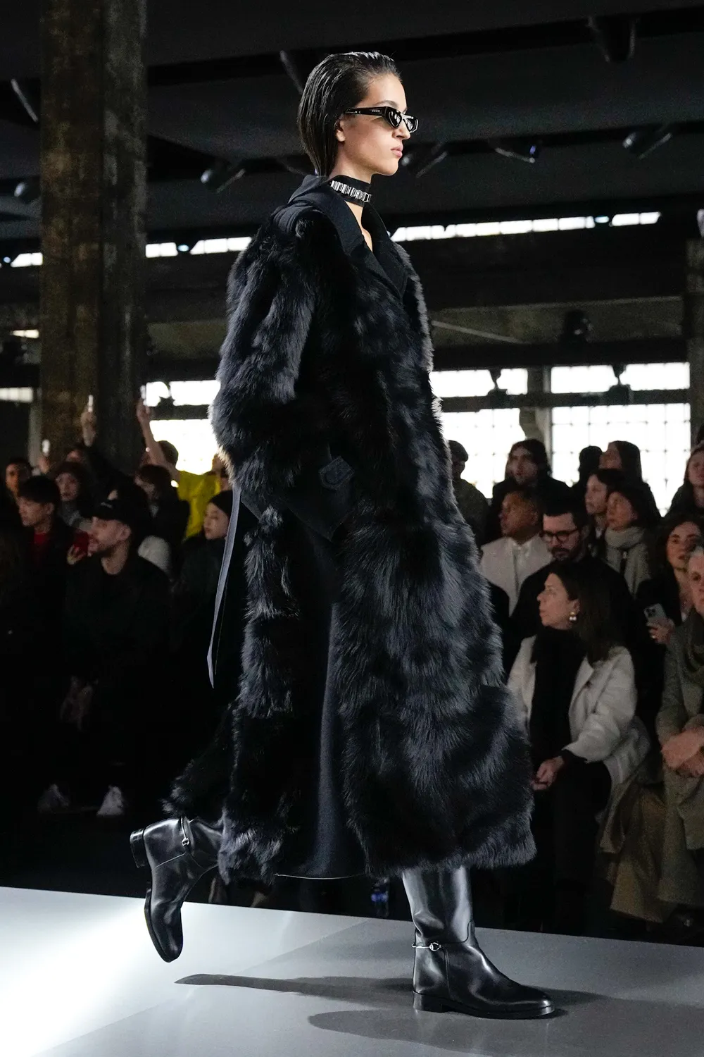 古驰 (Gucci) 秋冬 2024 2025 Runway 杂志(29)