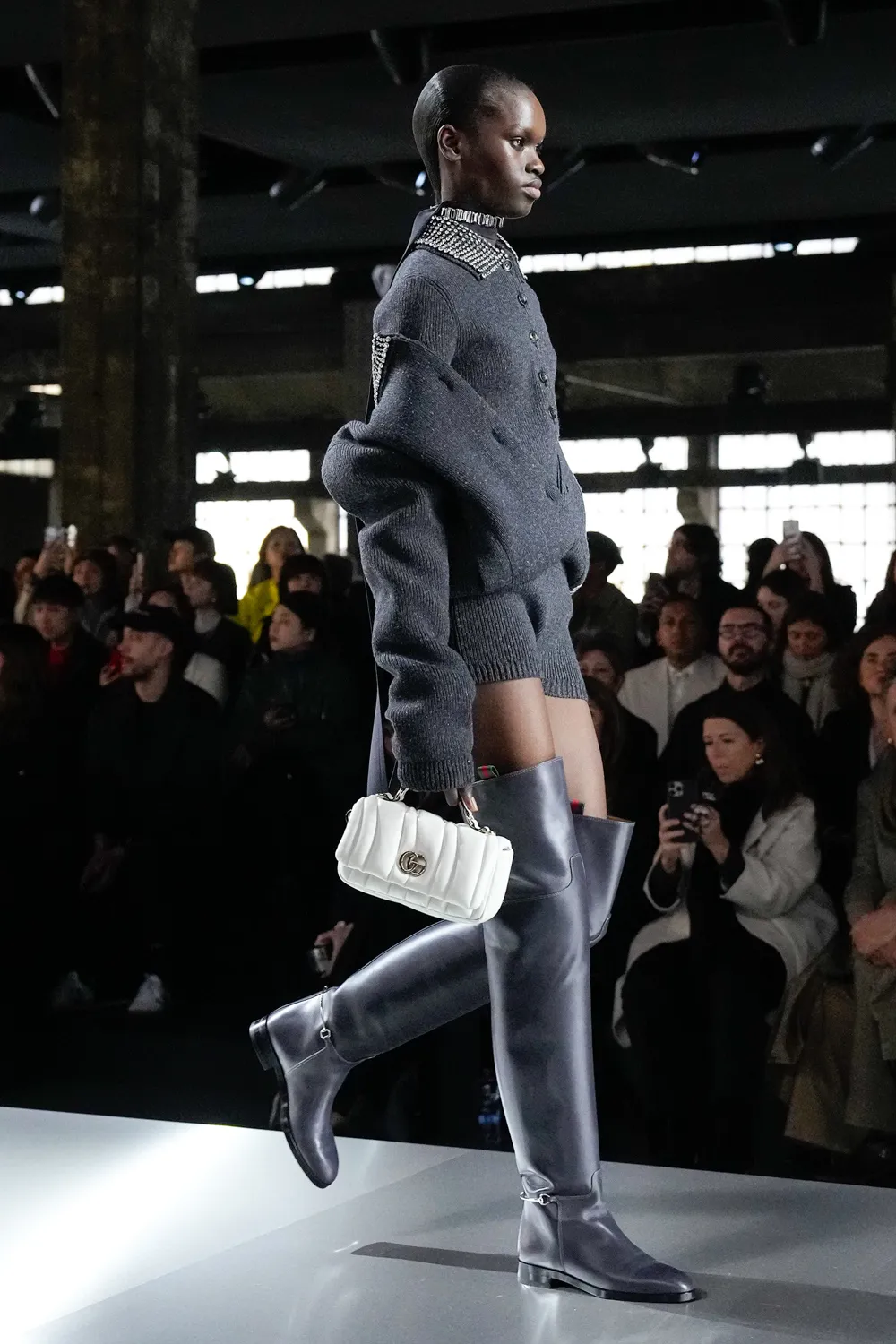 古驰 (Gucci) 秋冬 2024 2025 Runway 杂志(32)