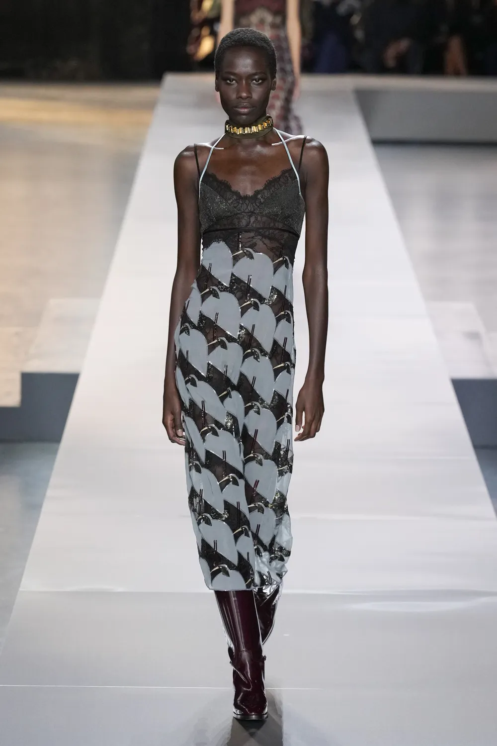 古驰 (Gucci) 秋冬 2024 2025 Runway 杂志(44)
