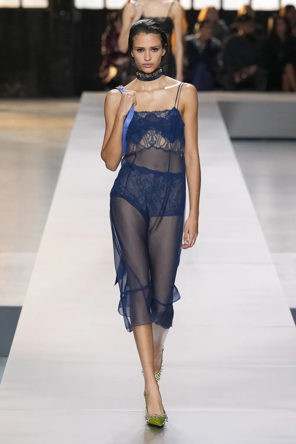 古驰 (Gucci) 秋冬 2024 2025 Runway 杂志(50)