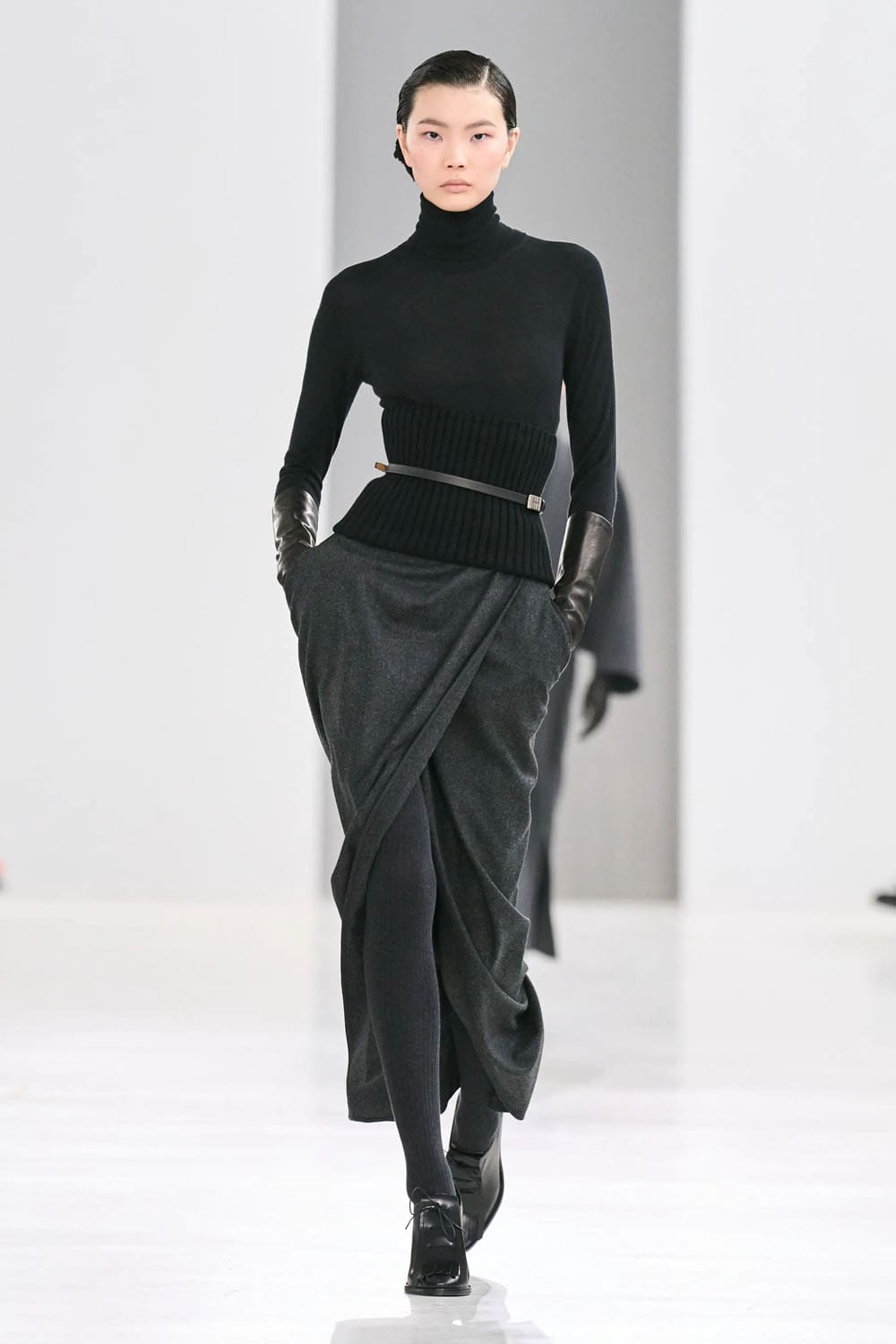 Max Mara 秋冬系列 2024 2025 Runway 杂志(16)