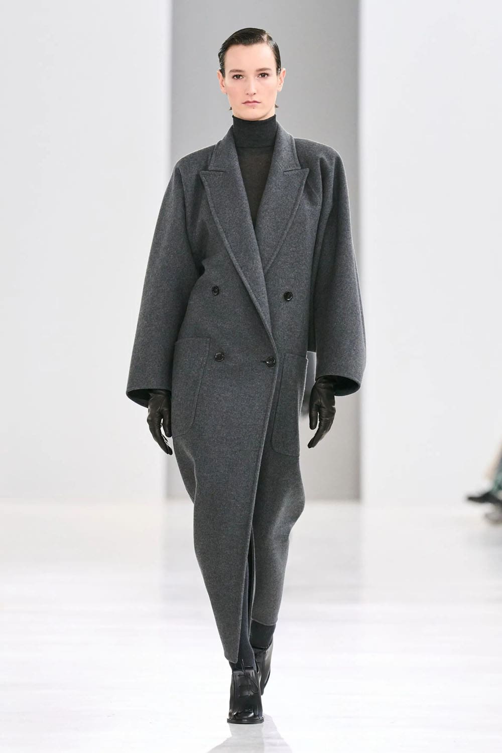 Max Mara 秋冬系列 2024 2025 Runway 杂志(17)