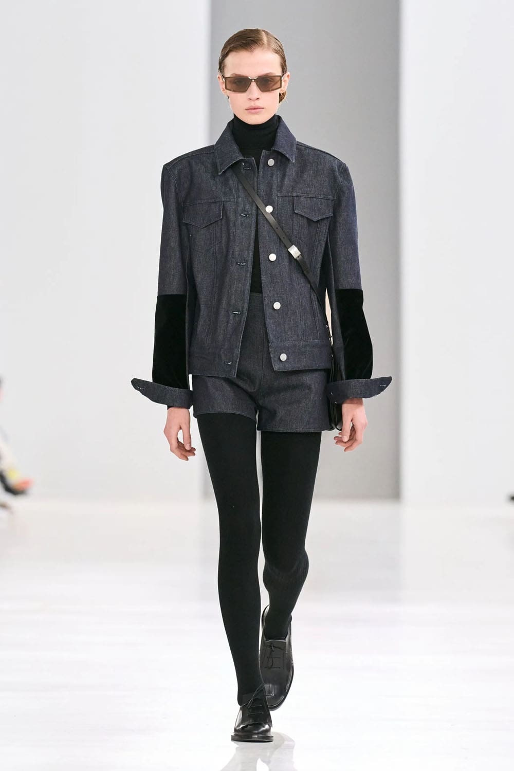 Max Mara 秋冬系列 2024 2025 Runway 杂志(26)
