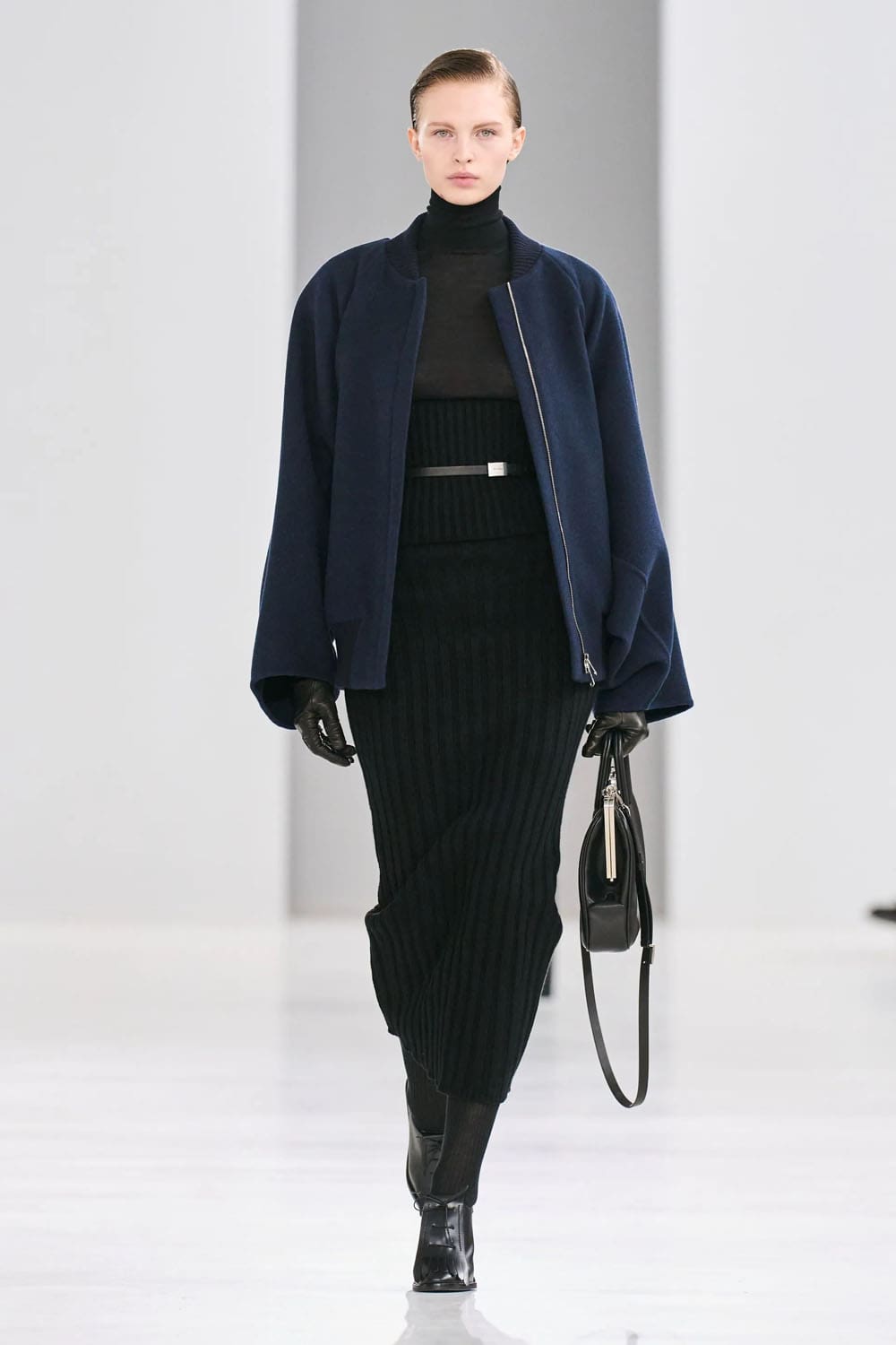 Max Mara 秋冬系列 2024 2025 Runway 杂志(4)