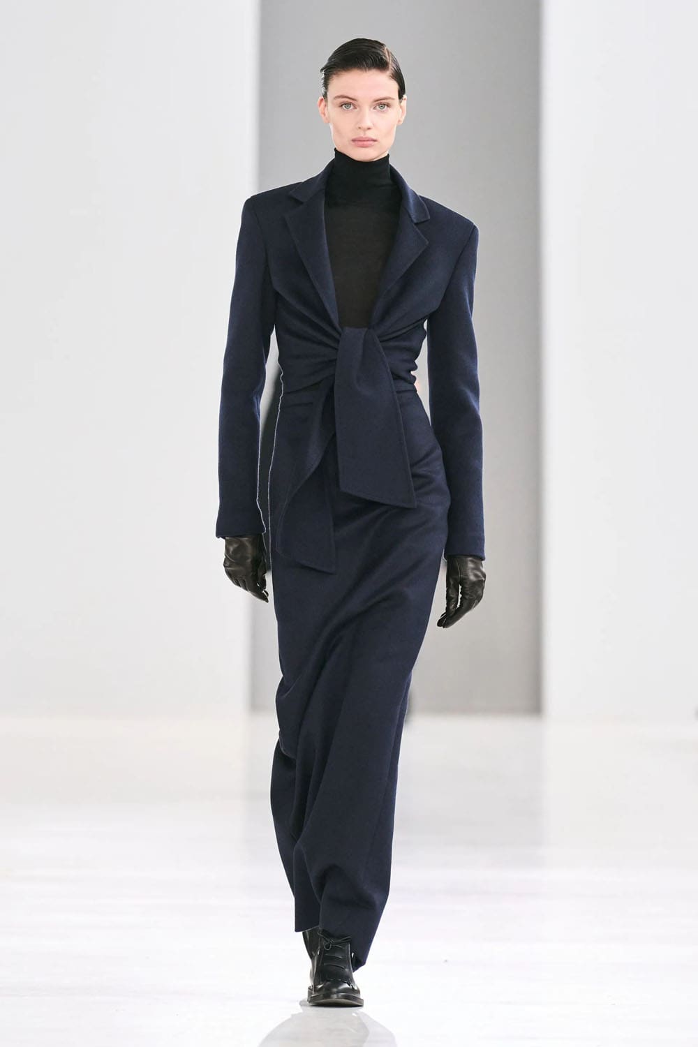 Max Mara 秋冬系列 2024 2025 Runway 杂志(40)