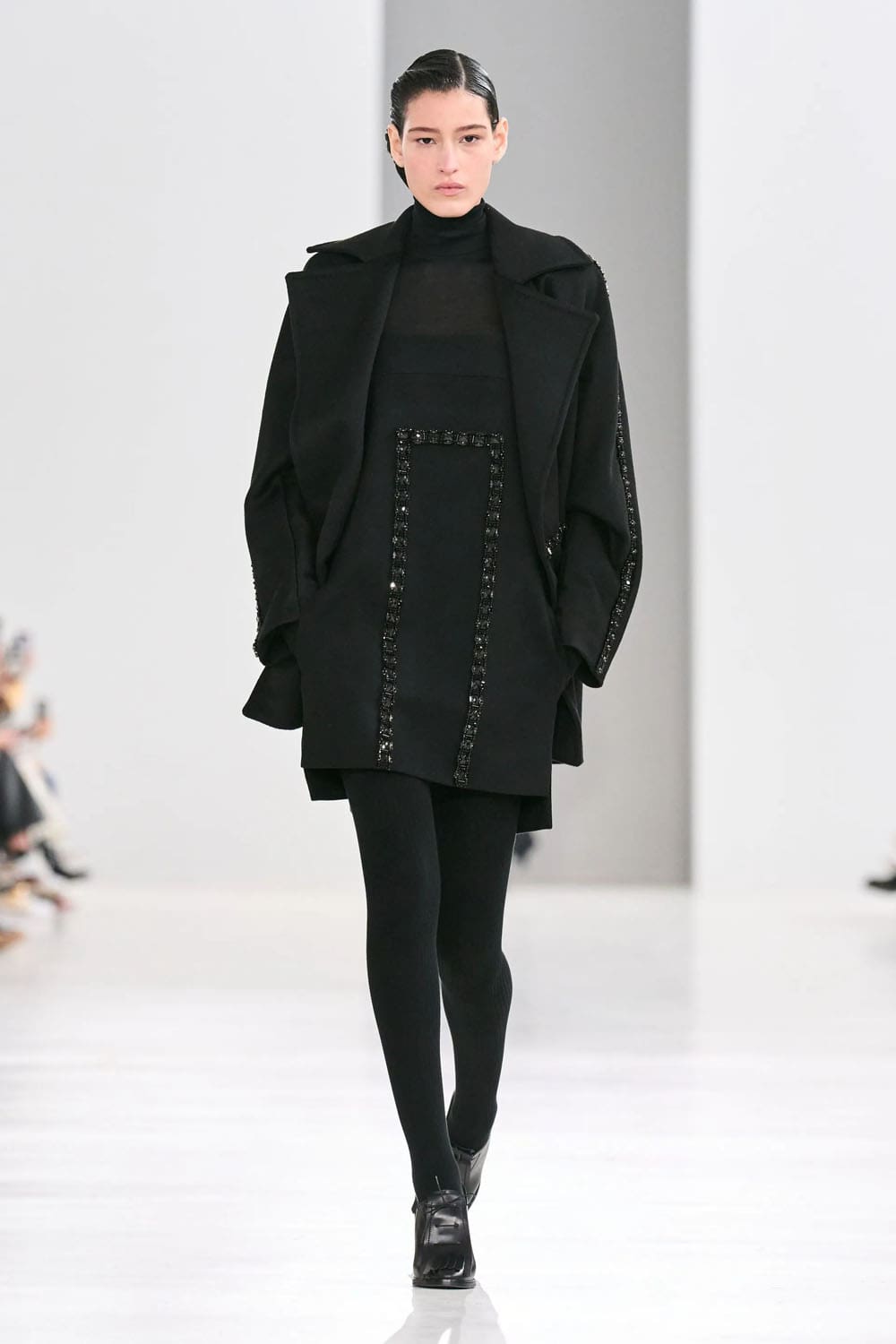 Max Mara 秋冬系列 2024 2025 Runway 杂志(43)