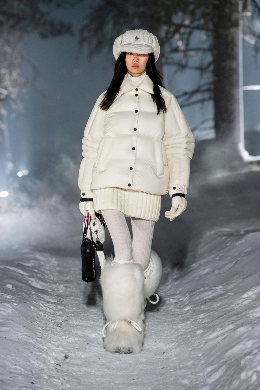 Moncler Grenoble Fall Winter 2024 2025 Runway Magazine (27)