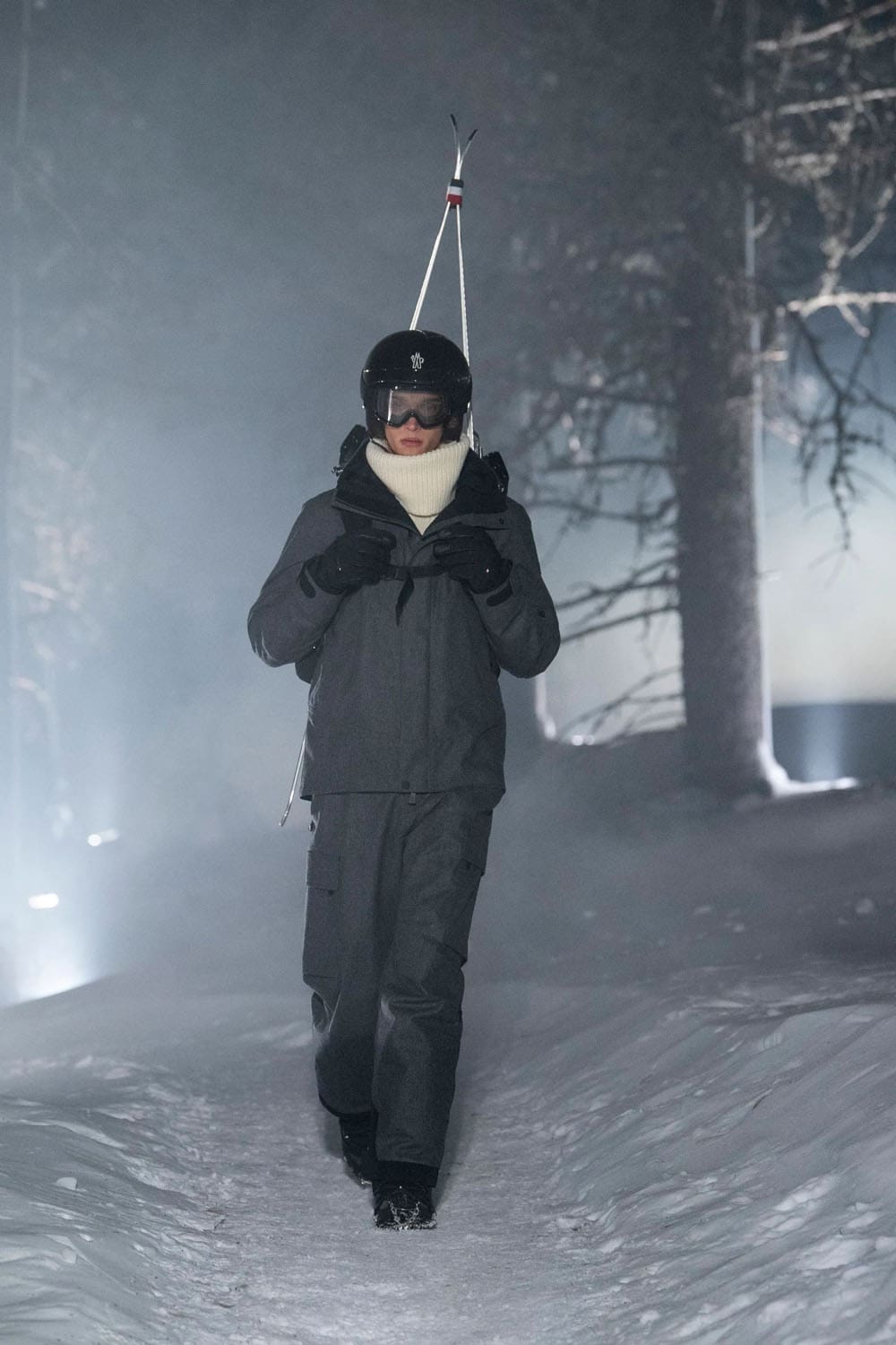 Moncler Grenoble Fall Winter 2024 2025 Runway Magazine (34)