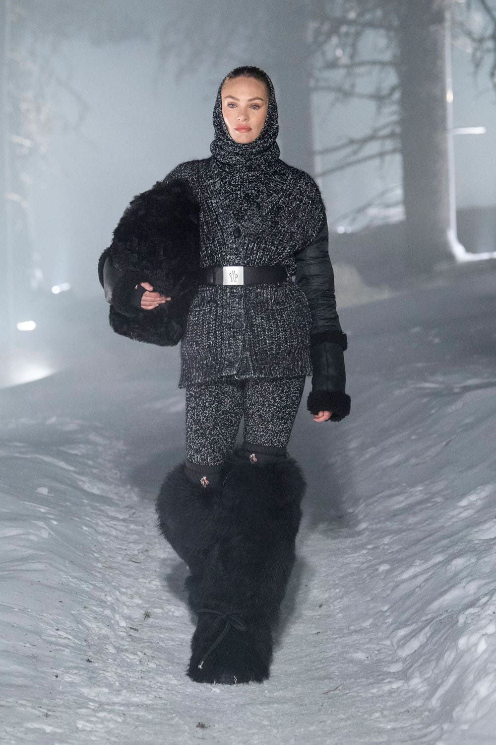 Moncler Grenoble Fall Winter 2024 2025 Runway Magazine (37)